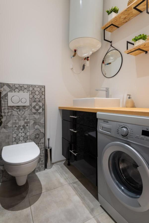 Latelier 2Br W Ac At 4 Min From The Beaches Of Old Nice Welkeys Ngoại thất bức ảnh